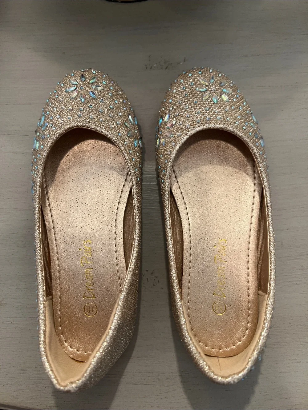 Dream Pairs Girls' Sparkle Ballet Flats in Champagne Gold